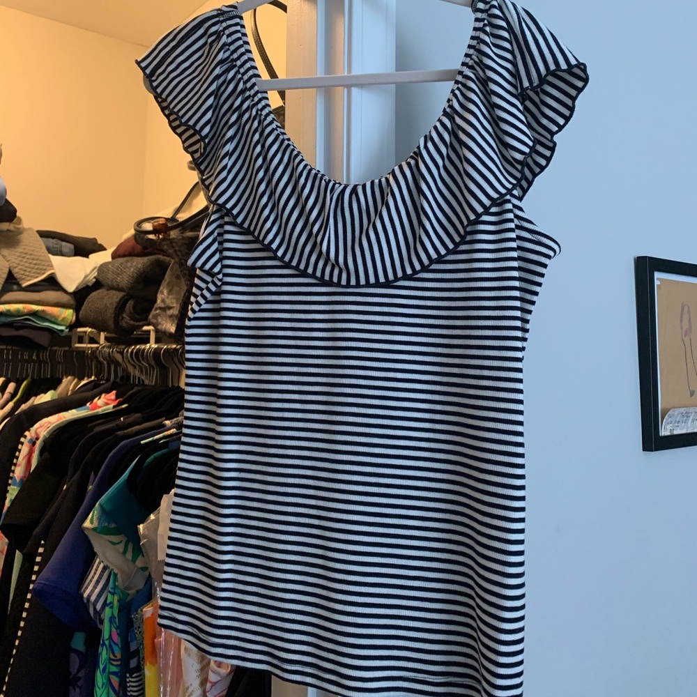 Super cute and soft off the shoulder ruffle top